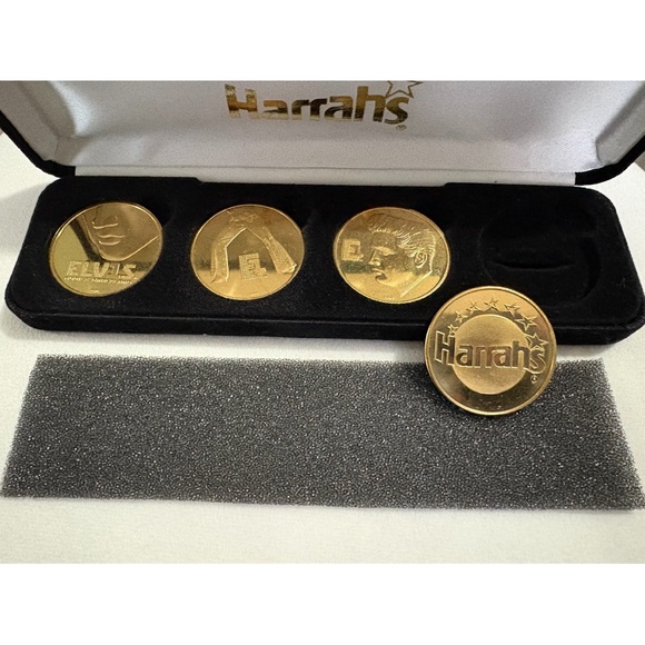Harrah’s Hotel and Casino gold plated Elvis Presley coin set in original box. - Picture 2 of 8